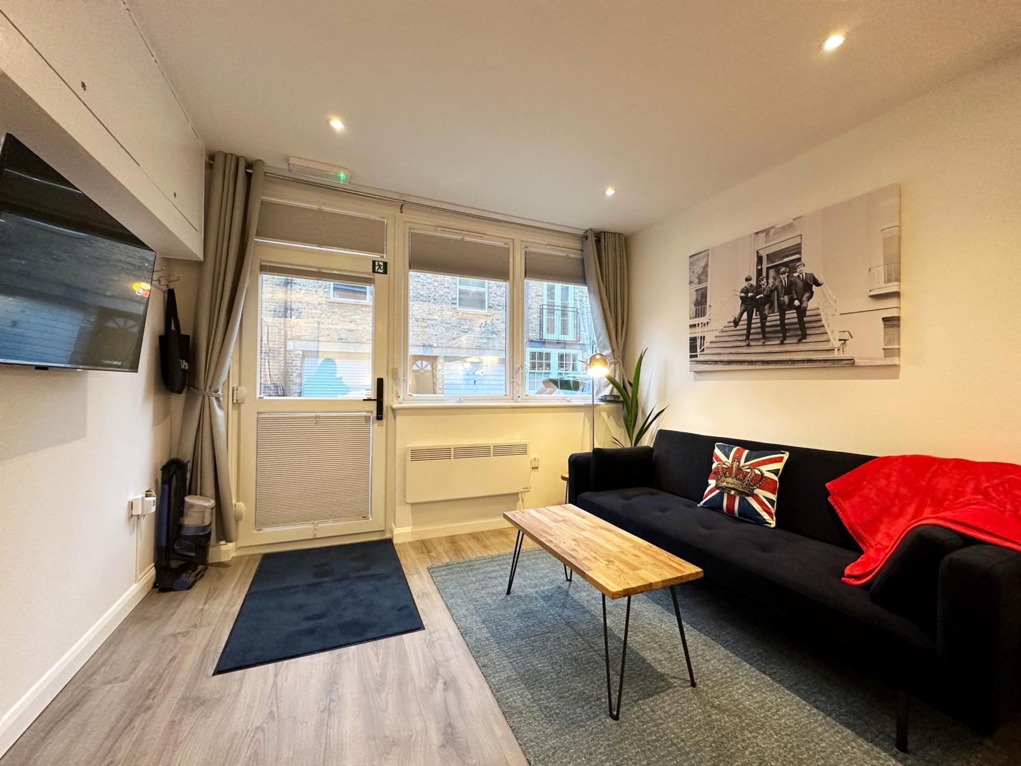 Kensington Studio Hosted By Airoperate Near Notting Hill - 1 Double Bed , 1 Sofa Bed, Ground Floor Apartment Via Private Entrance ลอนดอน ภายนอก รูปภาพ
