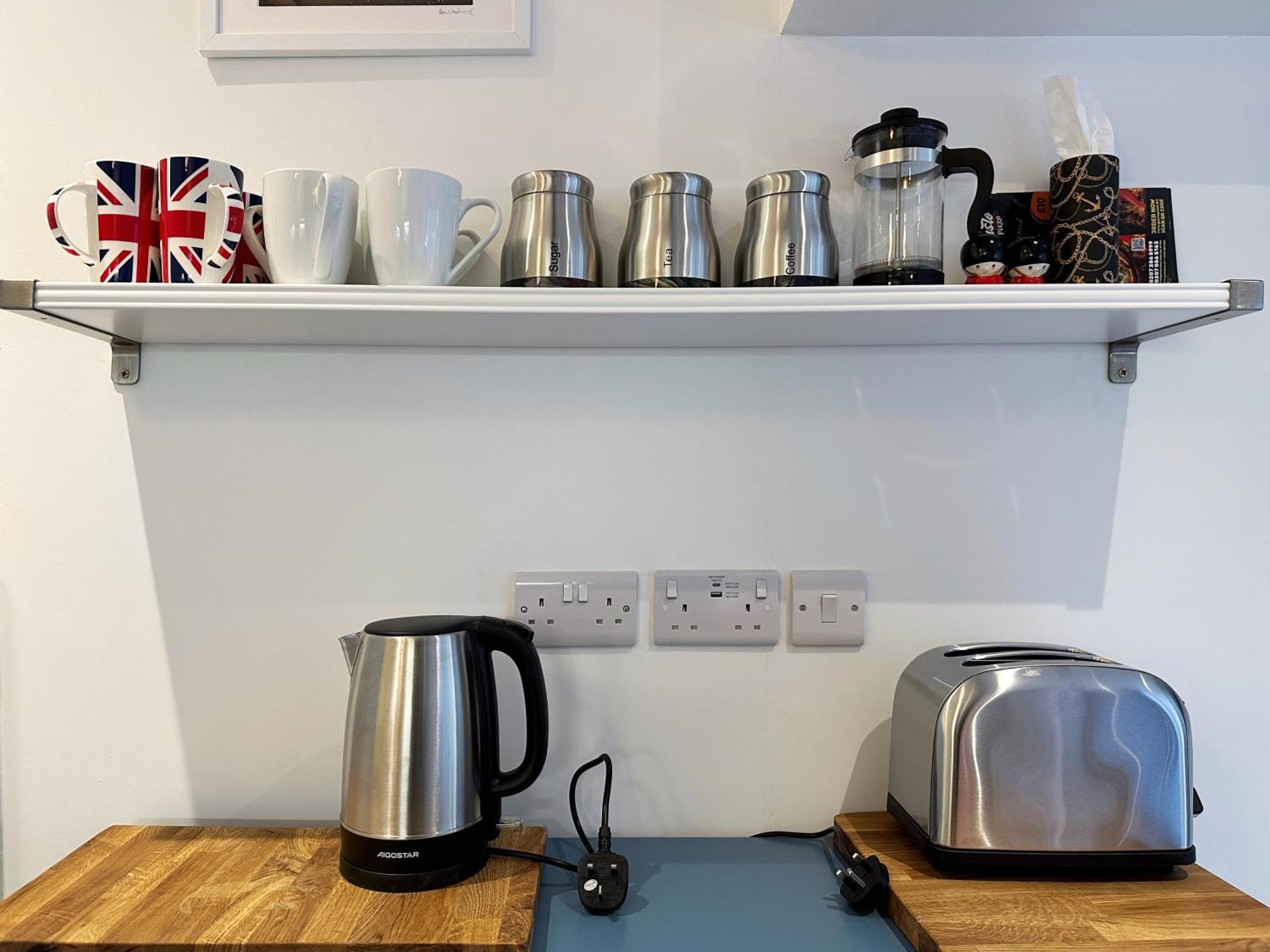 Kensington Studio Hosted By Airoperate Near Notting Hill - 1 Double Bed , 1 Sofa Bed, Ground Floor Apartment Via Private Entrance ลอนดอน ภายนอก รูปภาพ
